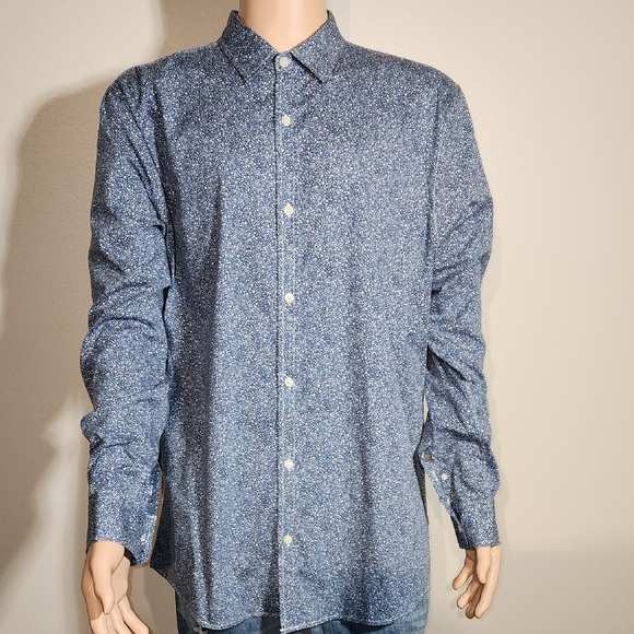 Men's Blue Patterned Casual Button Down Shirt - Picture 6 of 7